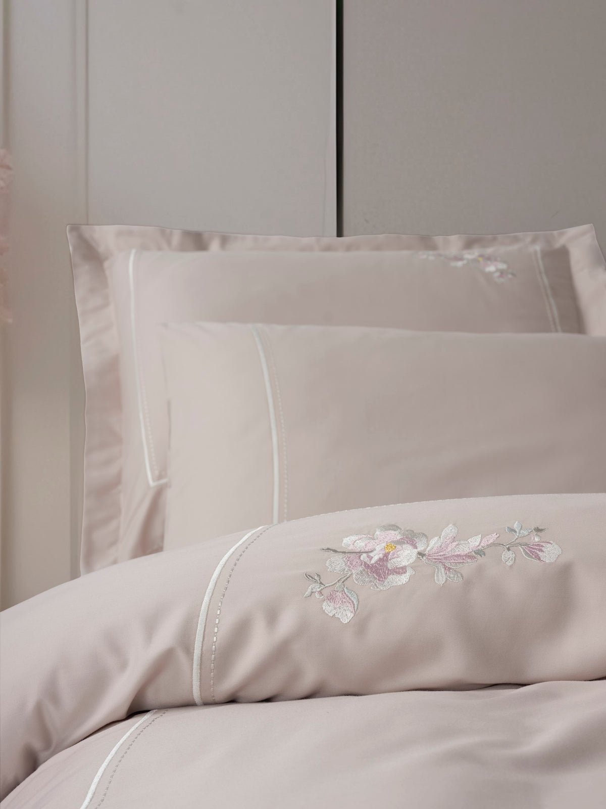 Pościel 200×220 Satyna bawełniana Cotton Box z prześcieradłem